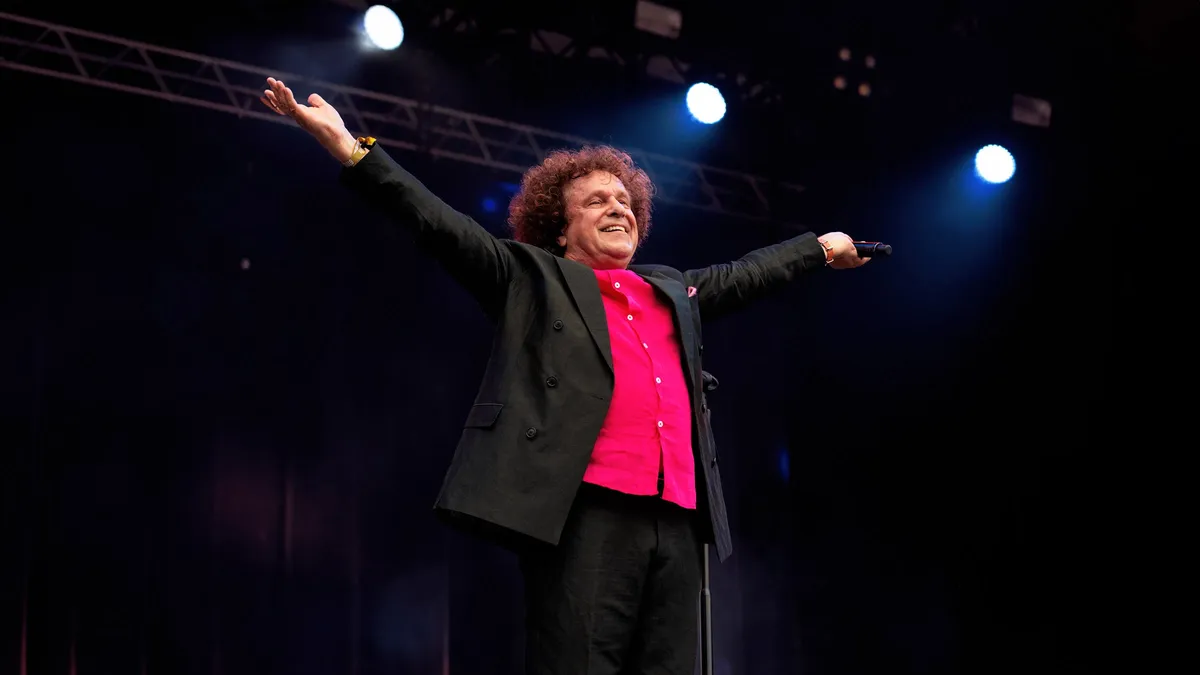 Leo Sayer: Can'T Stop Loving You