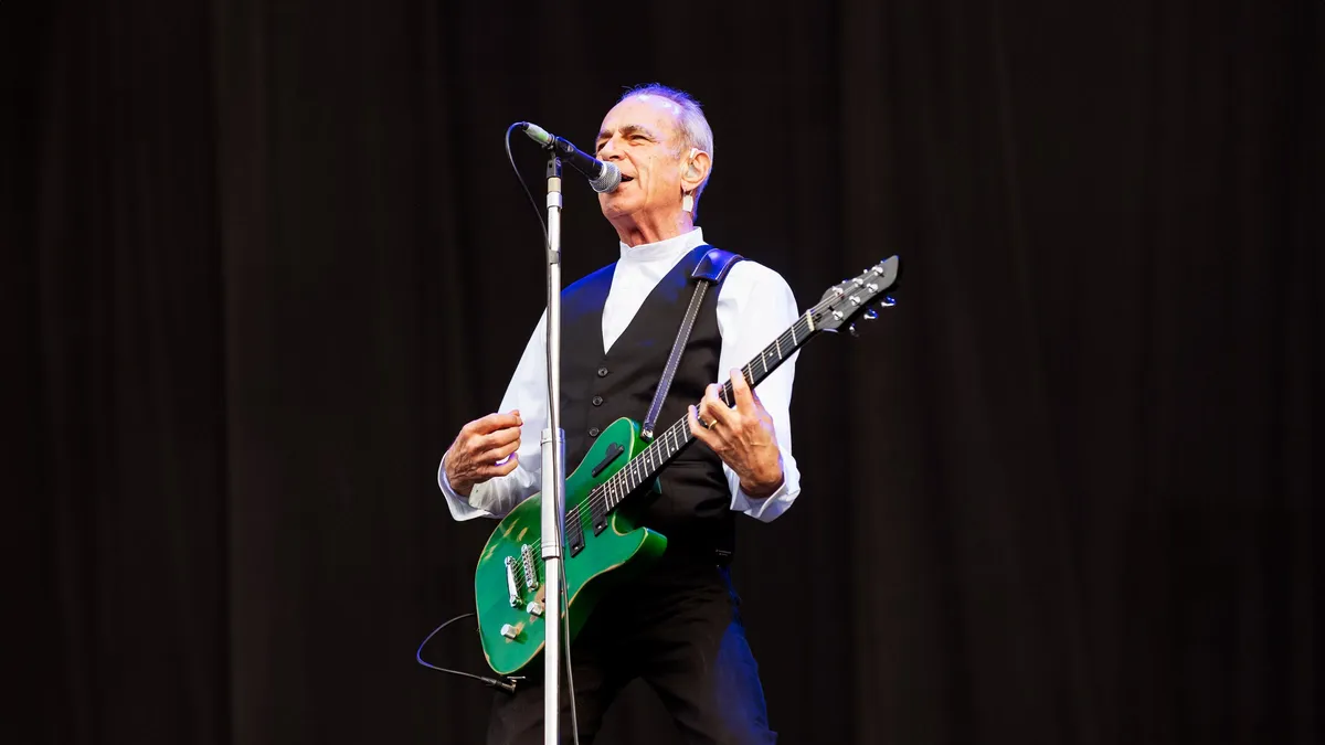 Francis Rossi